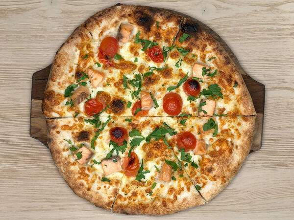 Траттория la casa - Пицца Ла Салмоне