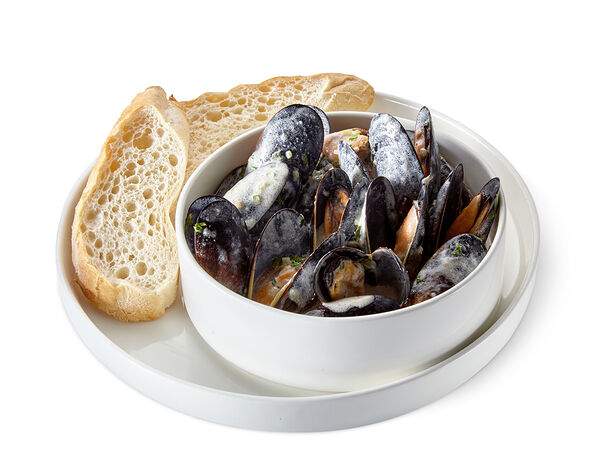 Mama Donna - Мидии в сливочном соусе с сыром Скаморца