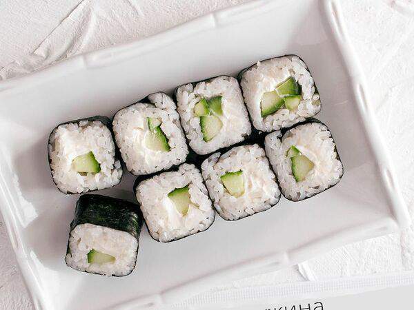 Жемчужина моря - Ролл Сливочный огурец