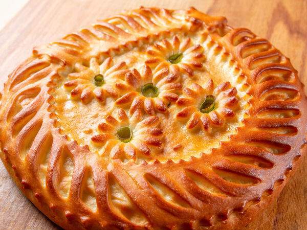 Вкусняшечная - Пирог с луком и яйцом