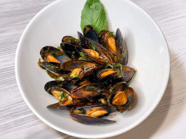 Траттория la casa - Мидии в белом вине