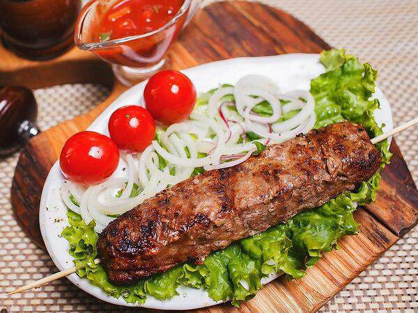 Две хижины - Люля-кебаб из свинины