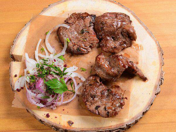 Каретный двор - Шашлык бастурма из телятины