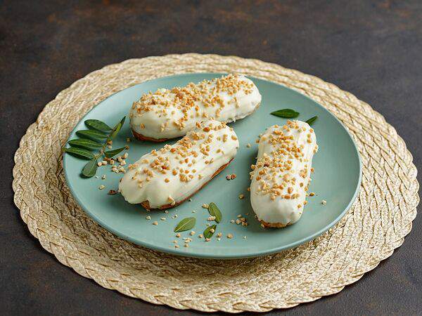 Кондитерская Ежевика - Эклер с йогуртовым кремом