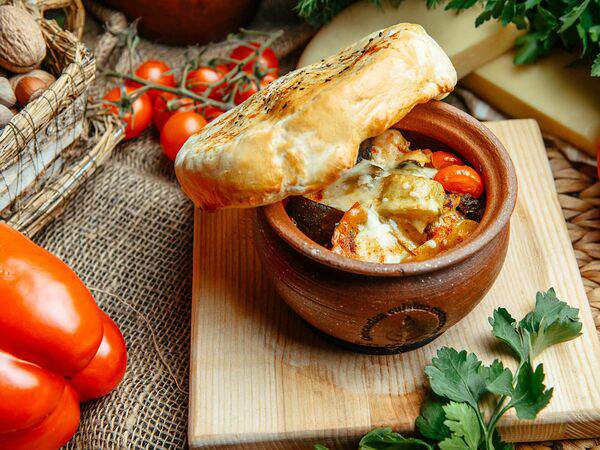 Hurma - Цыганское рагу из свинины и курицы с овощами