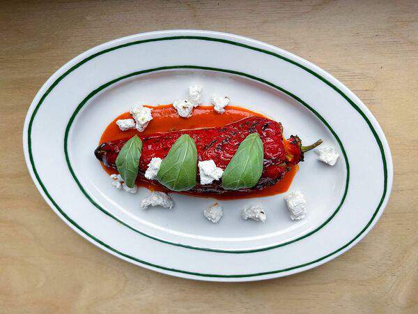 Дафт паб - Фаршированный лангустинами перец рамиро