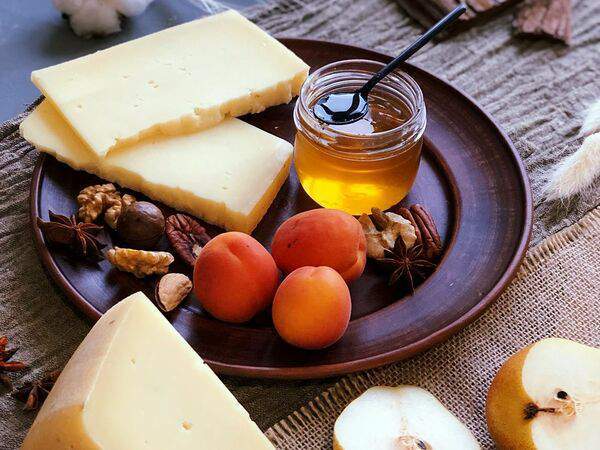 Семейная сыроварня Sur - Сыр Монтазио