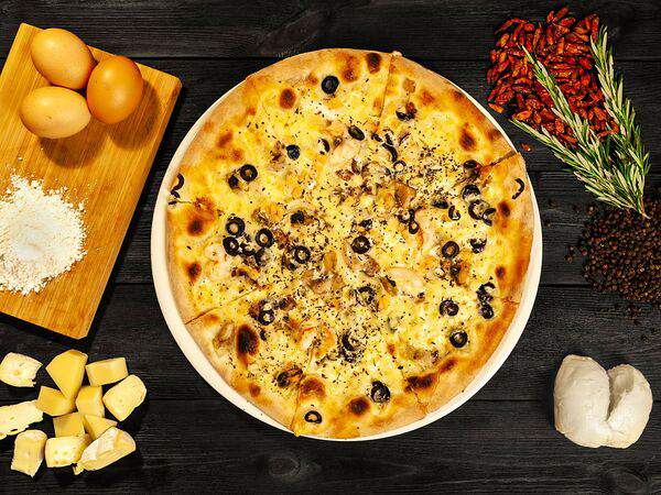 Чентуриппе - Пицца Сальмоне маринара