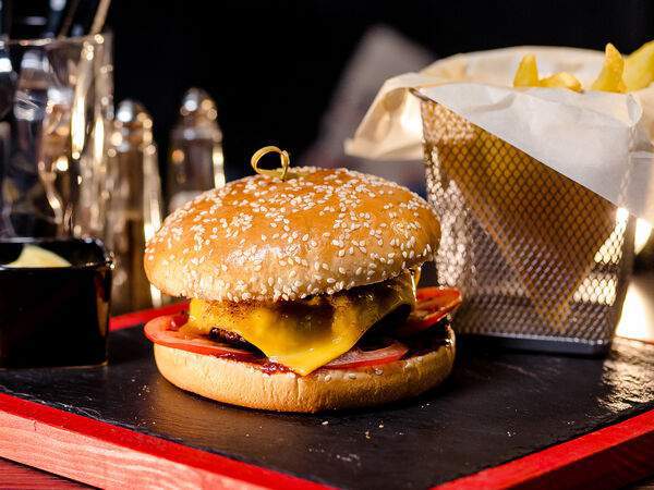 Ресторан Фабрика в Омске