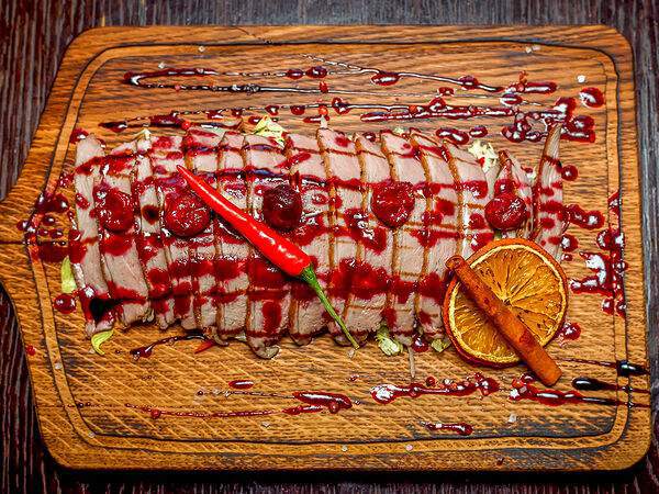 Harat's Irish Pub - Утина грудка магре