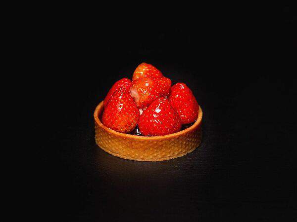 Между нами булочками - Ягодный тарт