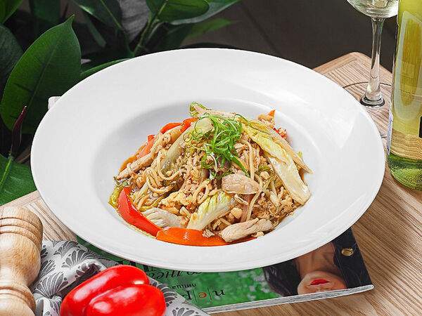 Перчини - Паста Тай-нудлс с курицей