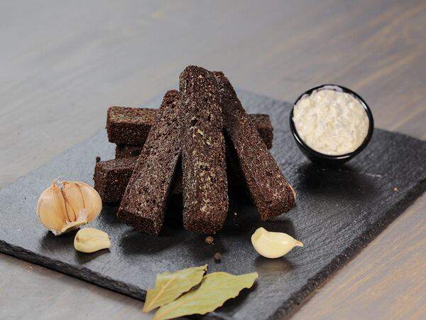 Олд Брюгге шоп & бар - Бородинские гренки с соусом