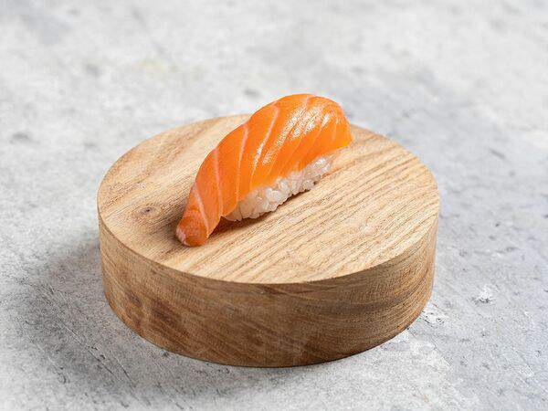 Rusalka - Суши с лососем