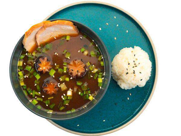 Рамен ролл - Мисо суп с шиитаке и тофу