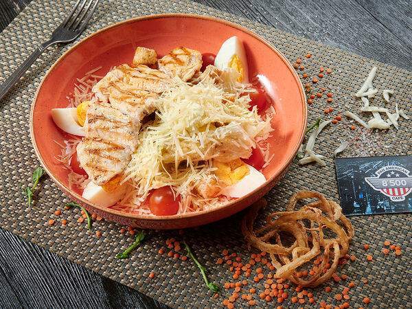 Pan American 8500 - Салат Цезарь с курицей