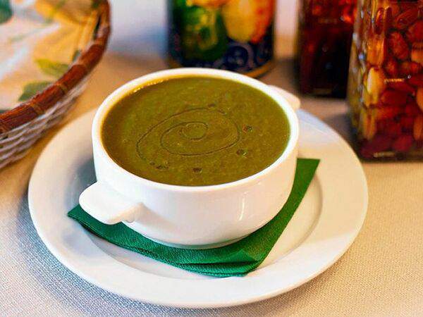 Basilico - Суп-пюре из шпината и брокколи