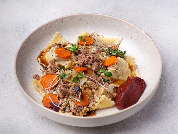 Red wall - Равиоли с уткой и печеной морковью