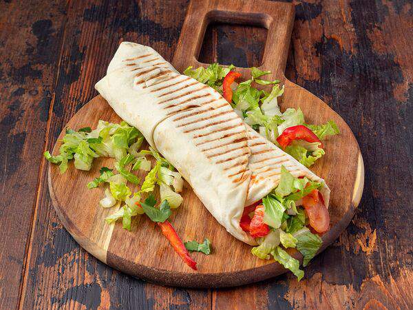 Фалафилоо - Салат-ролл с сыром