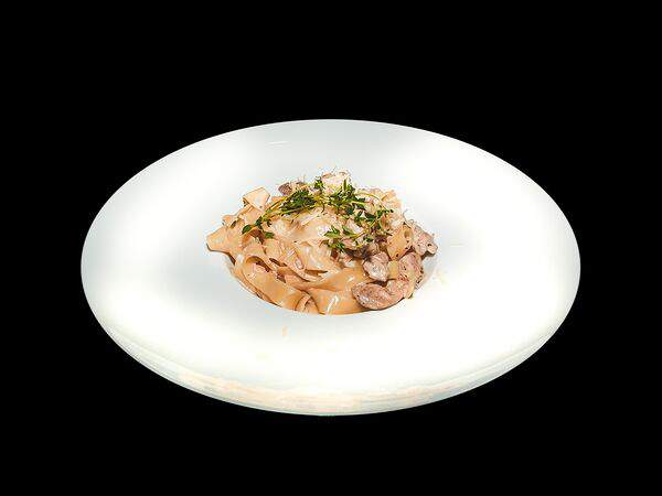 Хата - Феттучине с индейкой и грибами