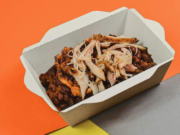 BRISKET BOYS - Бобы барбекю с копченой курицей