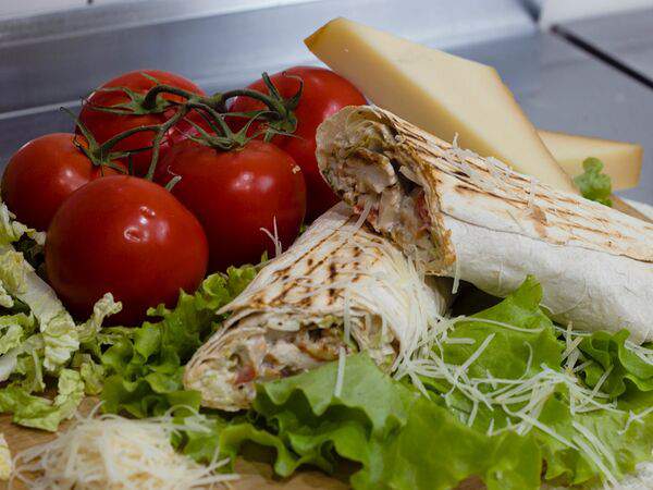 Авторская шаурма - Цезарь с курицей большая