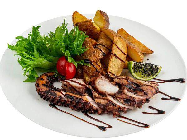 Кадриль - Осьминог на гриле с картофелем