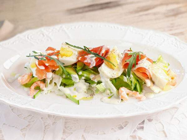 Mama Roma - Салат Сицилиана Fresca с лососем и креветками