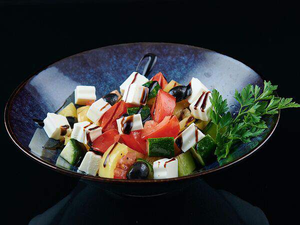 Food House - Салат Греческий