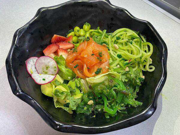 Love суши - Боул с форелью