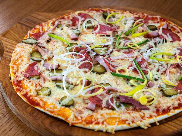 Antonio - С мясными деликатесами 40см