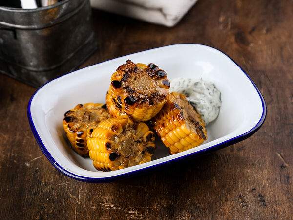 Агонь BBQ Ratskeller - Обожжённая кукуруза