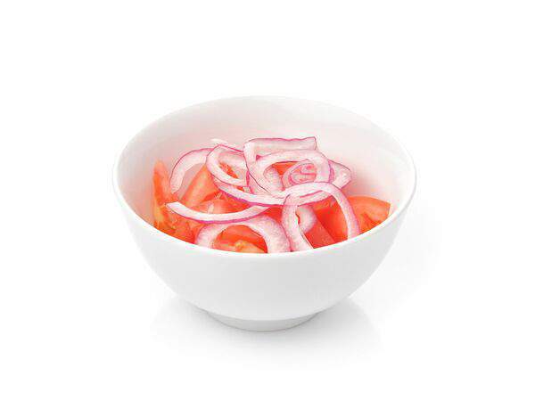 Ближе к делу - Салат из томатов с красным луком