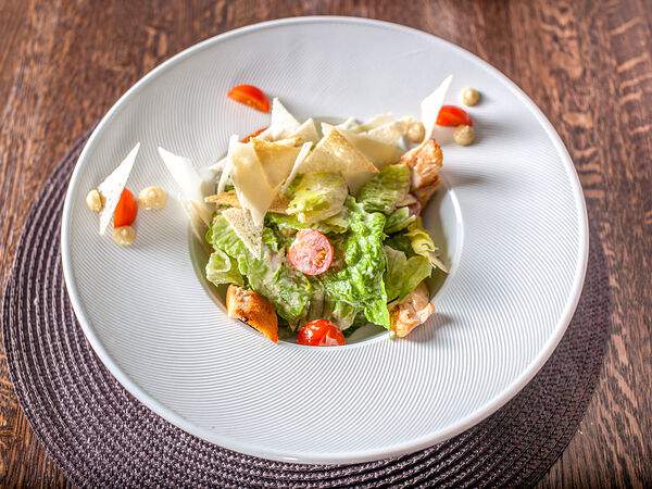 Belle  Famille - Салат Цезарь с курицей