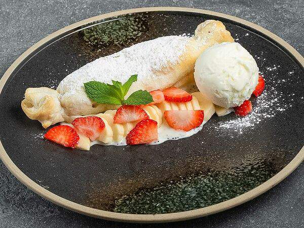 Мама Грузия - Ли-нон с бананом и клубникой