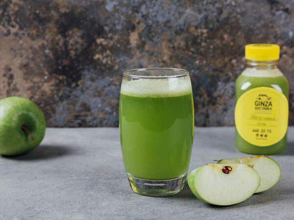 Двор Помидор - Свежевыжатый сок из яблока