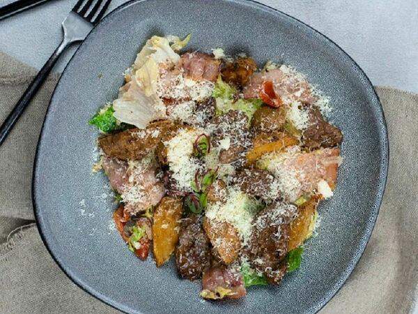 Kolbasabar - Салат с куриной печенью