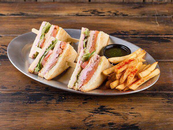 Краснодарский парень - Клаб сэндвич с сёмгой