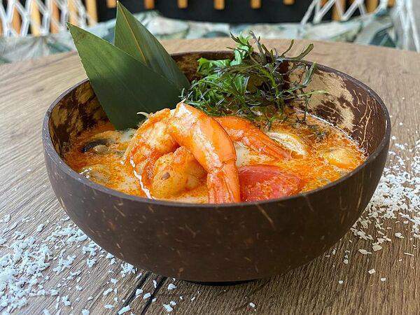 Latte Bar - Кокосовый Том ям с тигровыми креветками