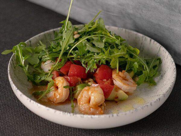Сыроварня Чизерия - Салат с креветками и цитрусом