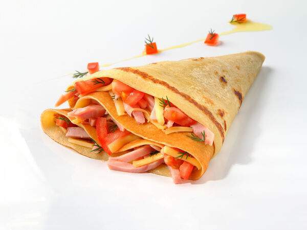 Блинная Сковородка - Блин с ветчиной, сыром и помидорами