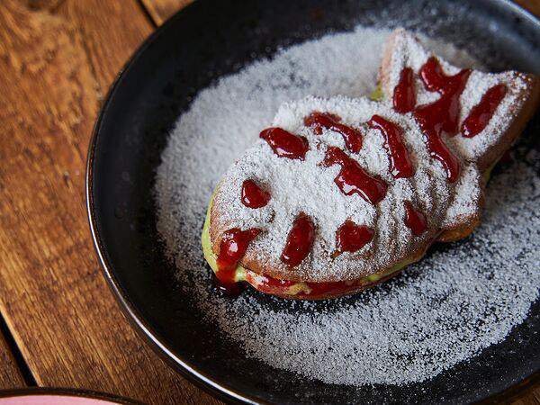 Coffee Therapy - Тайяки с маскарпоне и малиной