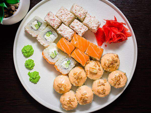 Суши бай Б - Сет Спайси хит