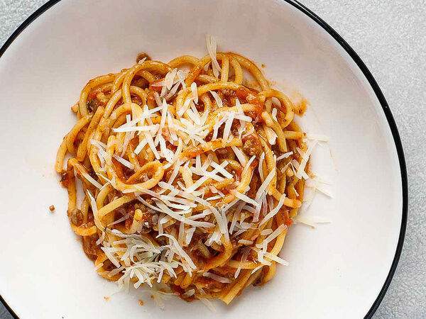 Luka Pizza - Спагетти Болоньезе