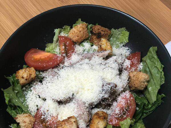 Марли - Цезарь с курицей