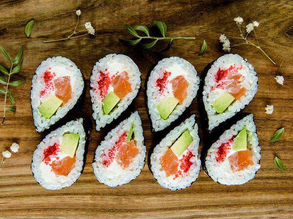 Foodmarket #FaceRoll - Ролл Сакура с авокадо