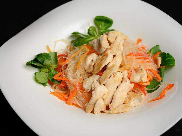 Урал Тау на Гоголя - Фунчоза у курицей