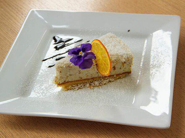 Вок кафе - Кокосовый торт