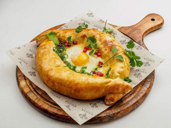 Кинза - Хачапури по-аджарски