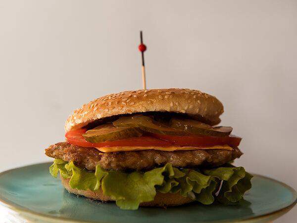 Делиssимо - Гамбургер с курицей